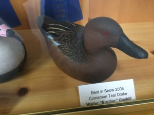 Cinnamon teal drake, Walter "Brother" Gaskill, Straits, N.C., at the Core Sound Decoy Carvers Guild. Photo by David Cecelski