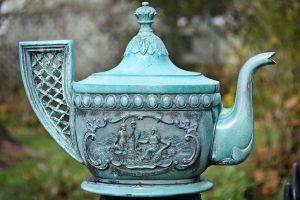 Frank Baldwin's teapot commemorating the Edenton Tea Party. Courtesy, Visit Edenton, Inc.