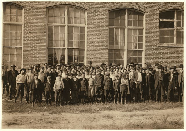 Children and other workers at the Victory Manufacturing Co in Fayetteville, N.C., November 1914. Courtesy, Library of Congress, Prints and Photographs Division 