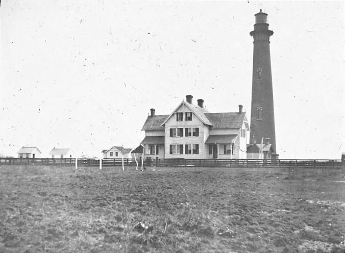 Currituck Beach Lighthouse and keeper's quarters, Corolla, N.C., ca. 1900. Image by Albert Ross, USN. Courtesy, Linda Garey