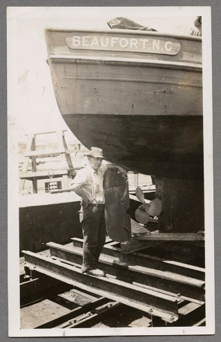 Courtesy, National Fisherman Collection, Penobscot Marine Museum, Searsport, ME.