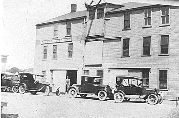 The Whitehurst Fishery building, Grand River, Ohio, ca. 1915-30. Courtesy, Giles Willis, Jr.