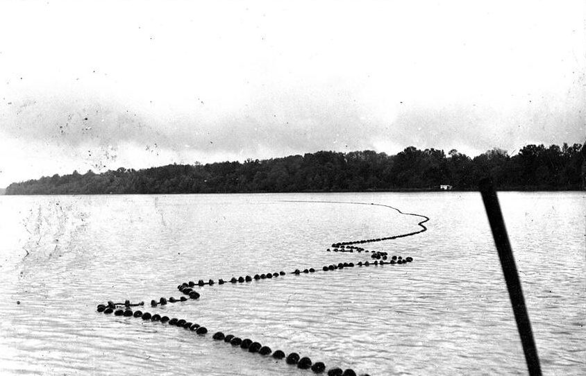 Herring seine on the Roanoke River, 3 miles above Plymouth, N.C., May 1939. The Kitty Hawk and Slade seine fisheries had been in operation for generations, but would close for the last time a few days after these photographs were taken. Photo courtesy, State Archives of North Carolina